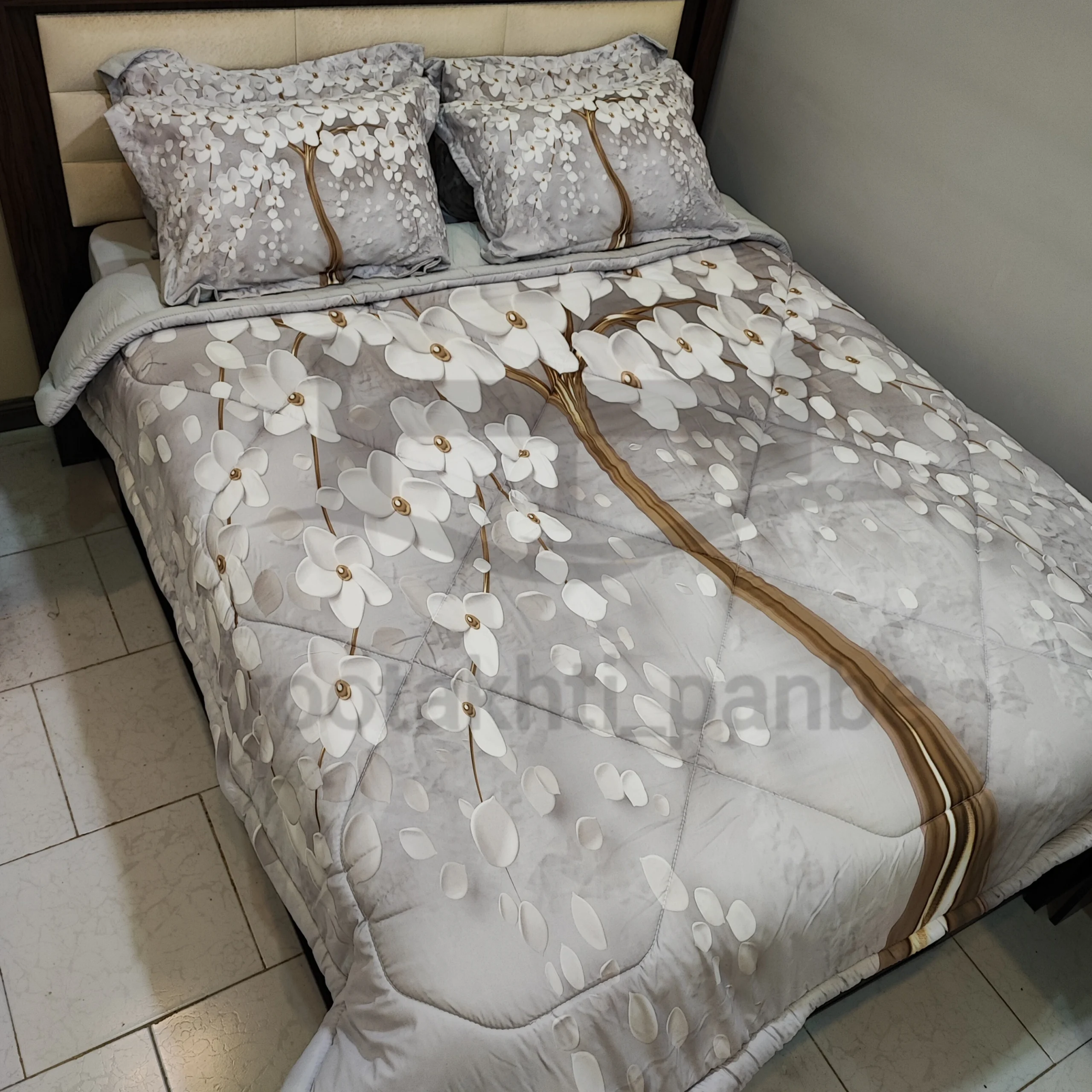 Gray spring blossom velvet bedspread for single and double.1 روتختی مخمل شکوفه بهاری طوسی یکنفره و دونفره