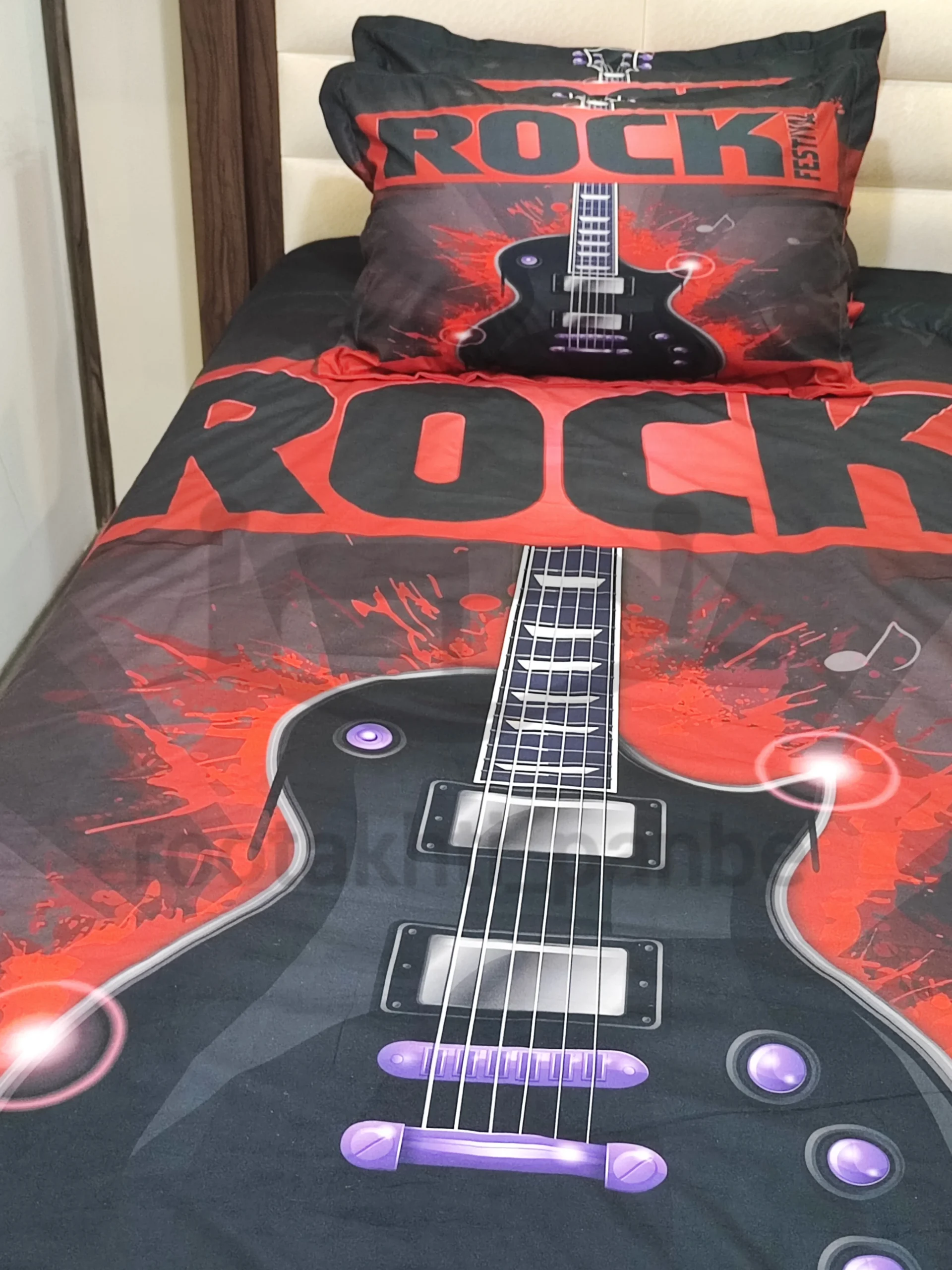 Red guitar sport 3D bedspread.2
