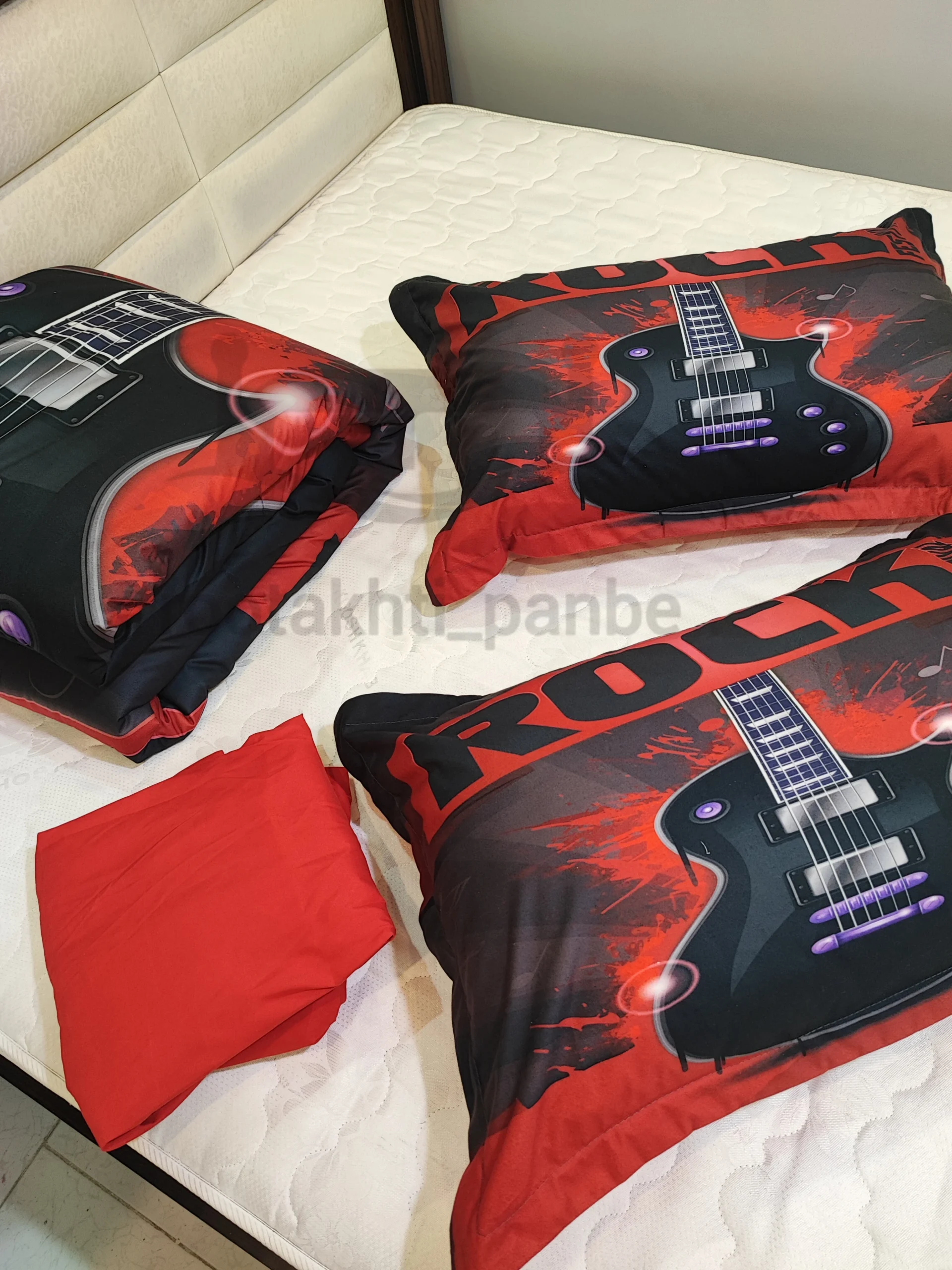 Red guitar sport 3D bedspread.4